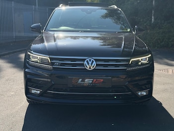 Used Volkswagen Tiguan 2017 for sale - 79236081: Photo