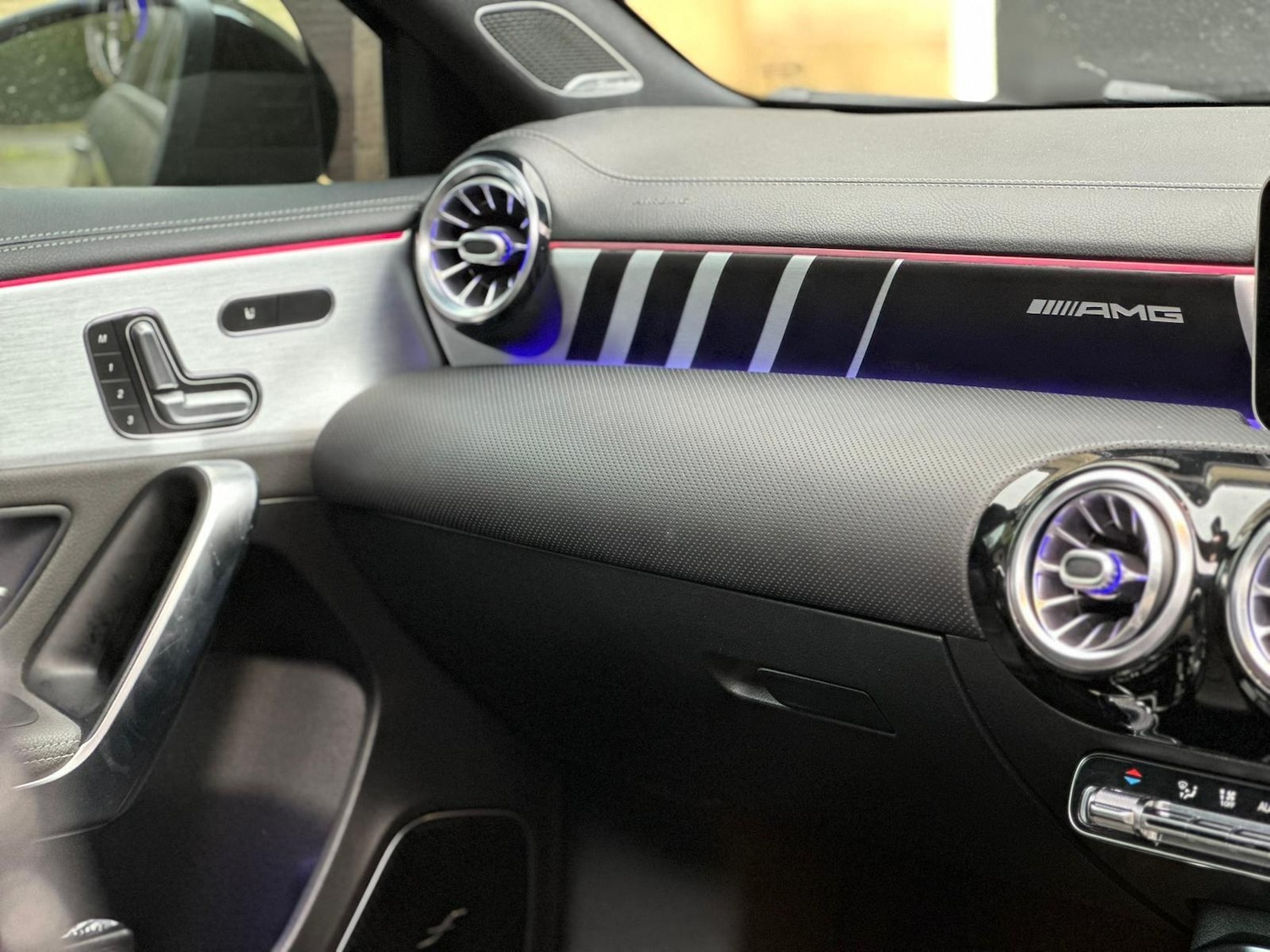 Used Mercedes-Benz A-Class 2019 for sale - 77468096: Photo 21