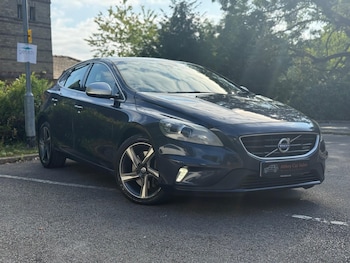 Used Volvo V40 2015 for sale - 75614448: Photo