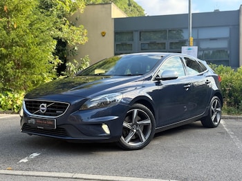Used Volvo V40 2015 for sale - 75614448: Photo