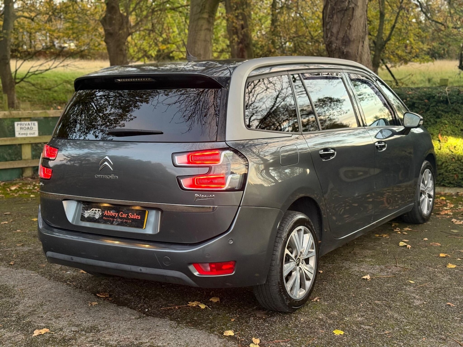 Used Citroen C4 Grand Picasso 2014 for sale - 76446462: Photo 12
