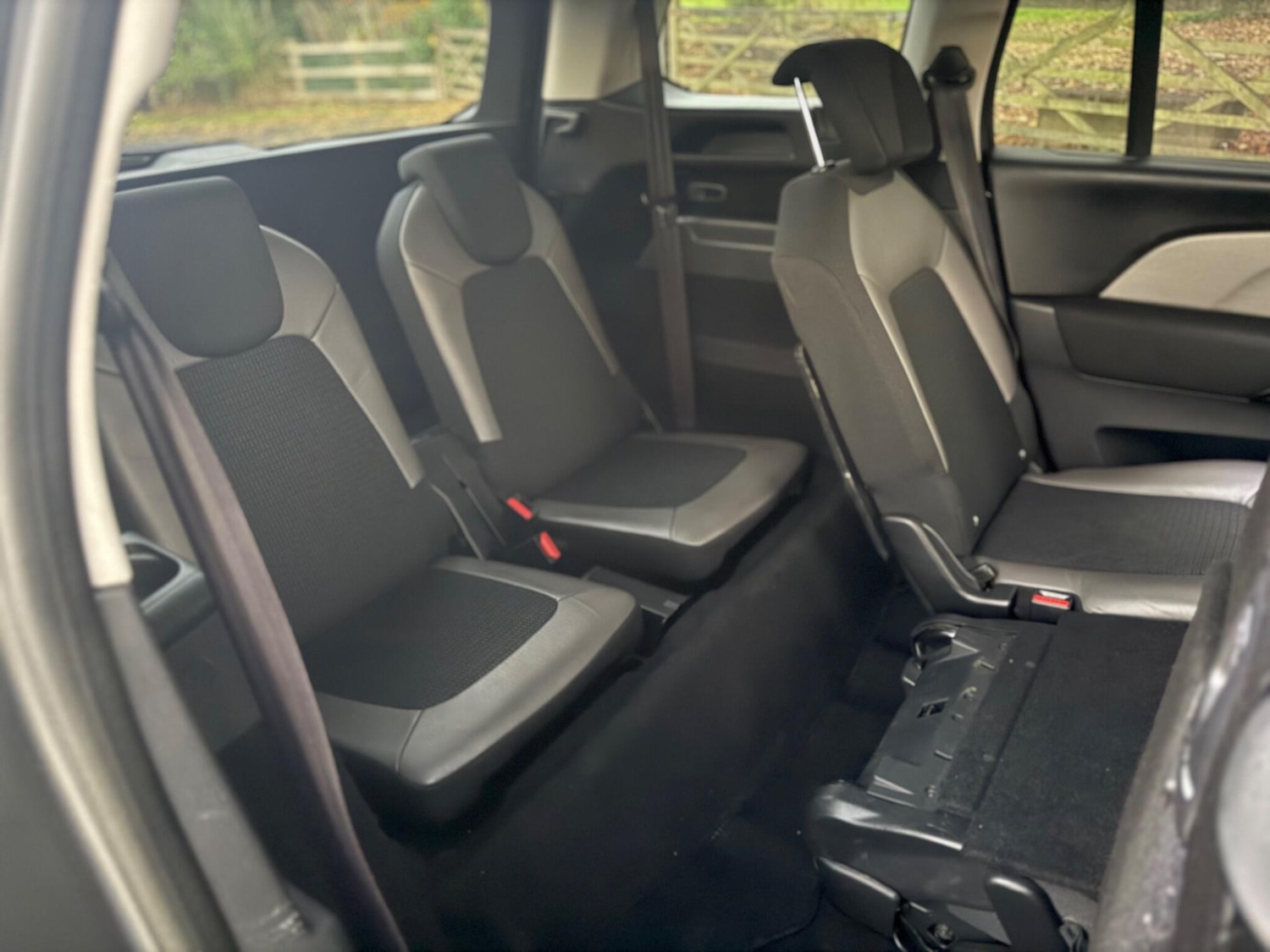 Used Citroen C4 Grand Picasso 2014 for sale - 76446462: Photo 19