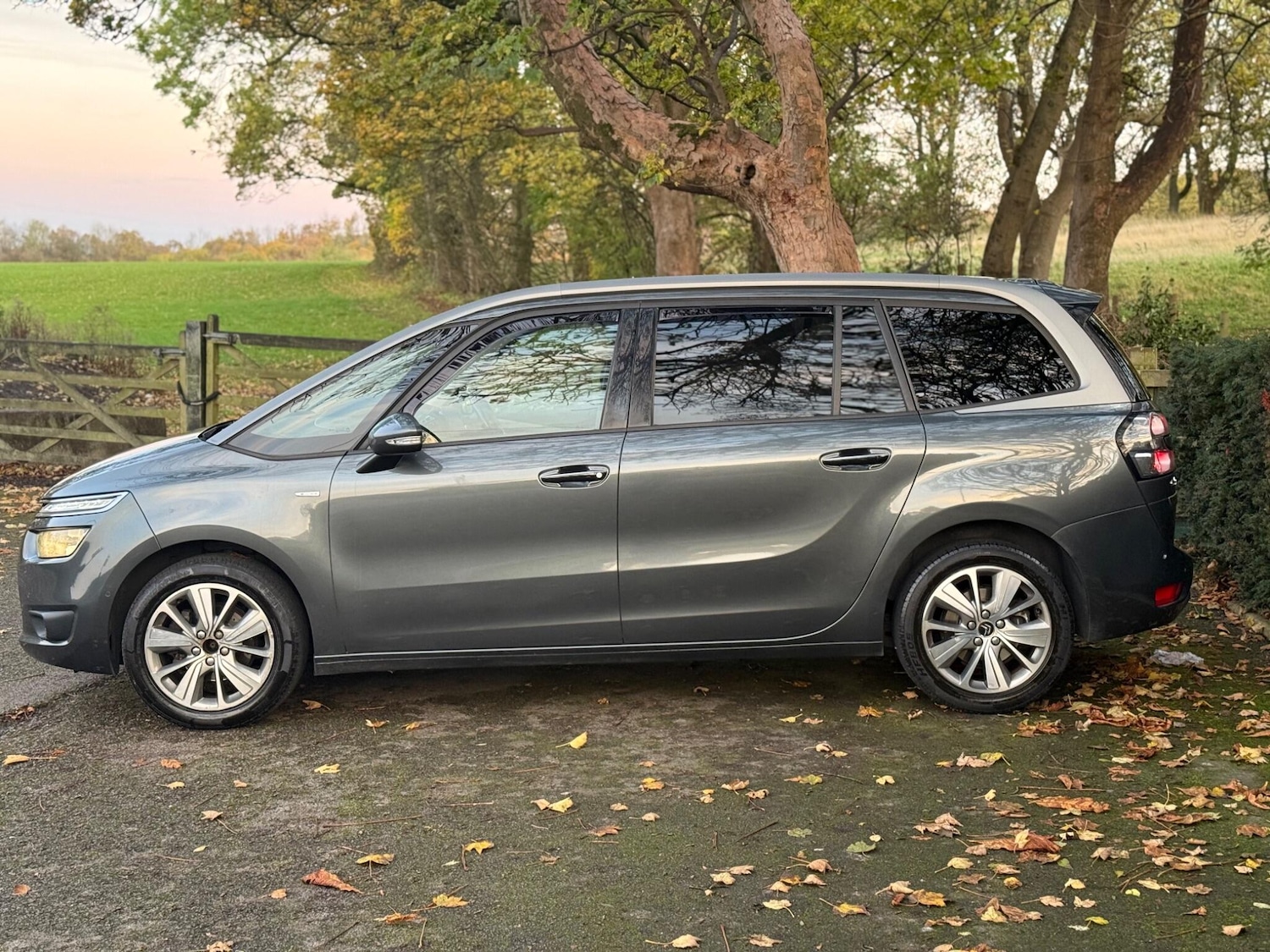 Used Citroen C4 Grand Picasso 2014 for sale - 76446462: Photo 5