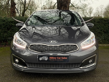 Used Kia Ceed 2018 for sale - 77242548: Photo