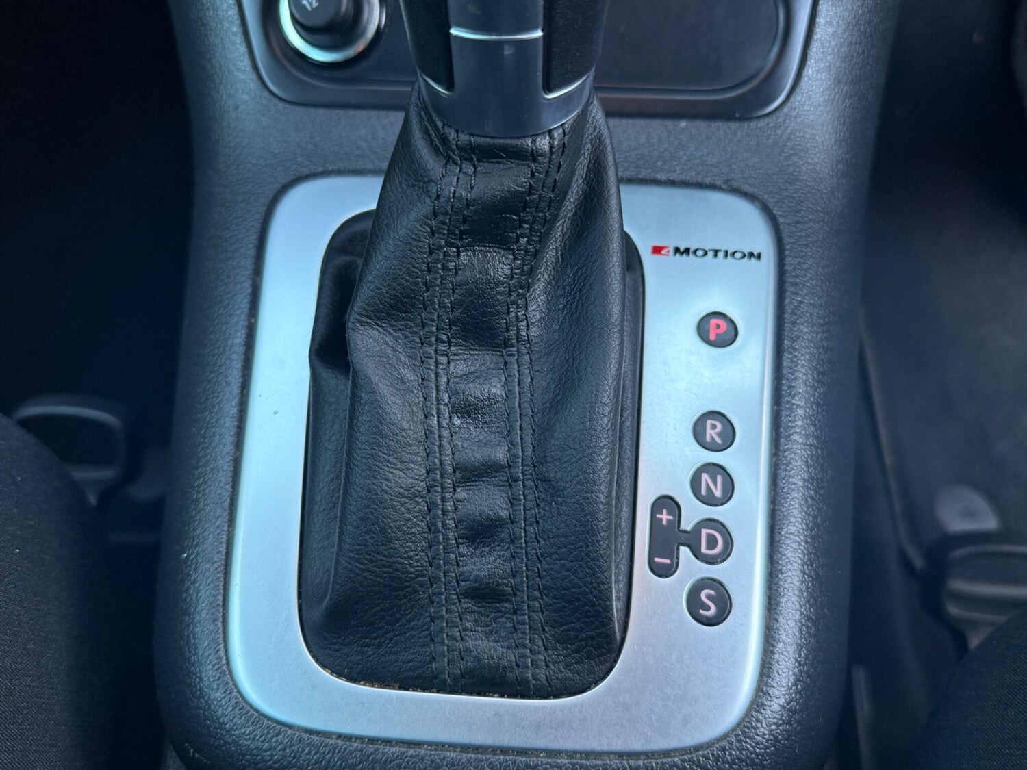 Used Volkswagen Tiguan 2015 for sale - 76099274: Photo 15