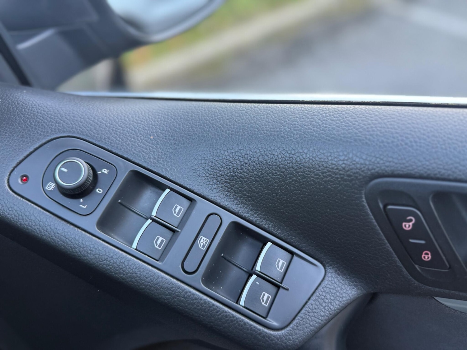 Used Volkswagen Tiguan 2015 for sale - 76099274: Photo 20