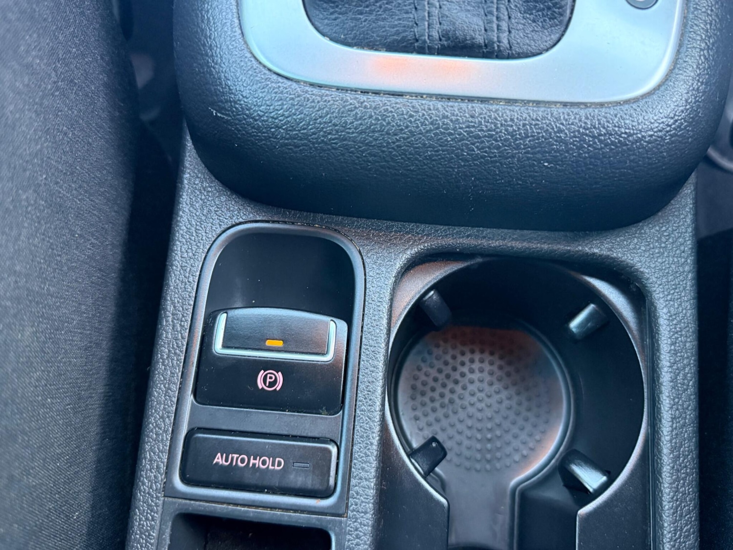 Used Volkswagen Tiguan 2015 for sale - 76099274: Photo 22