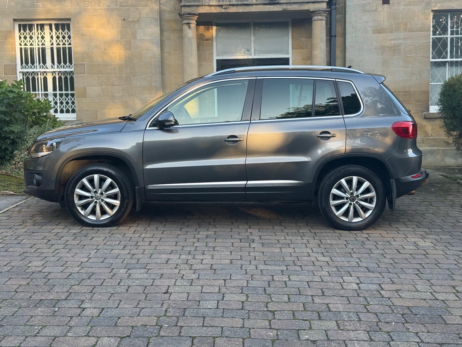 Used Volkswagen Tiguan 2015 for sale - 76099274: Photo 6