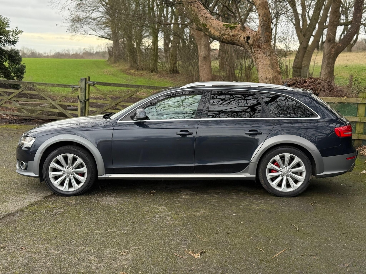 Used Audi A4 Allroad 2014 for sale - 76942322: Photo 4