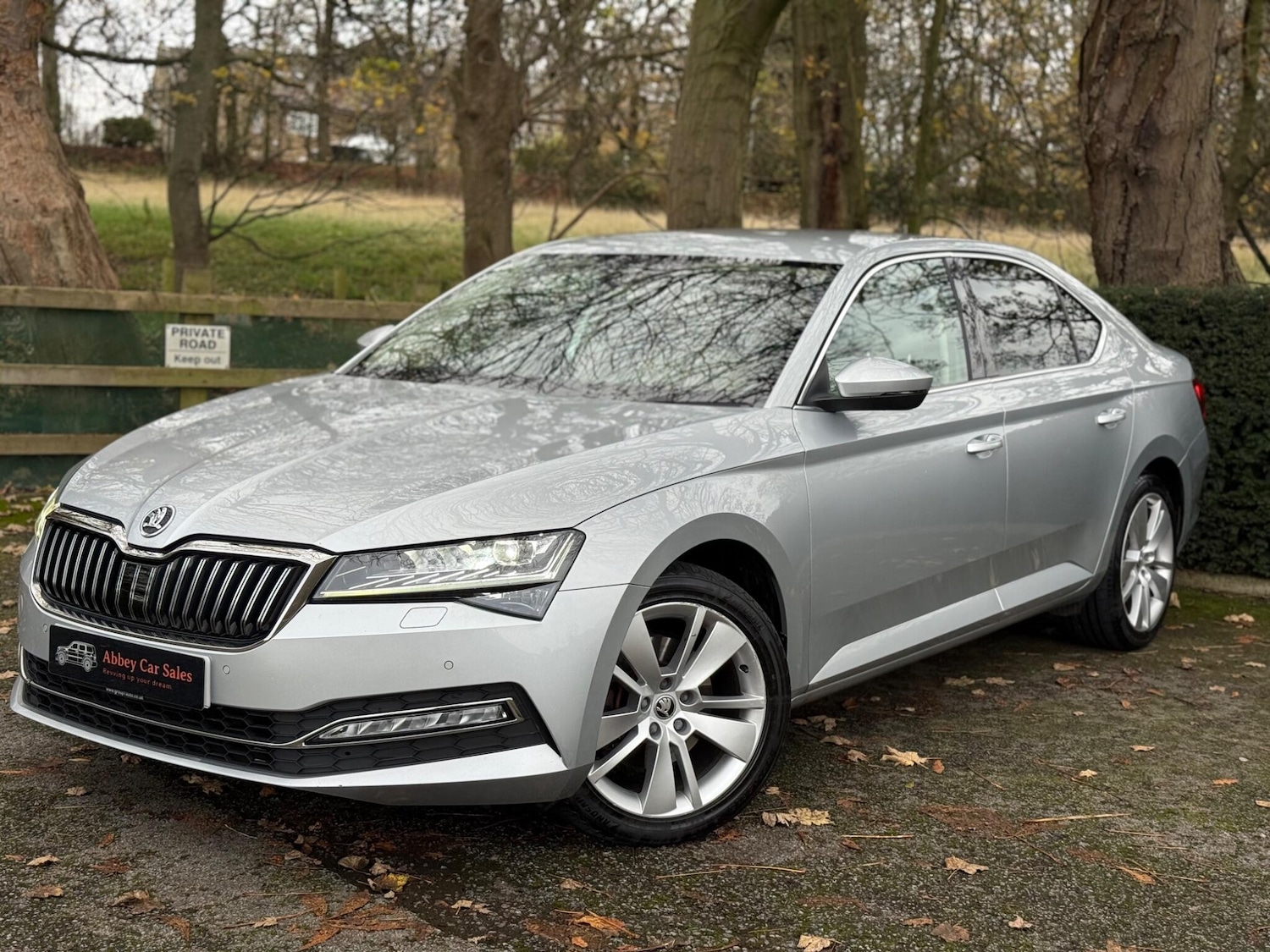 Used Skoda Superb 2021 for sale - 76992156: Photo 3