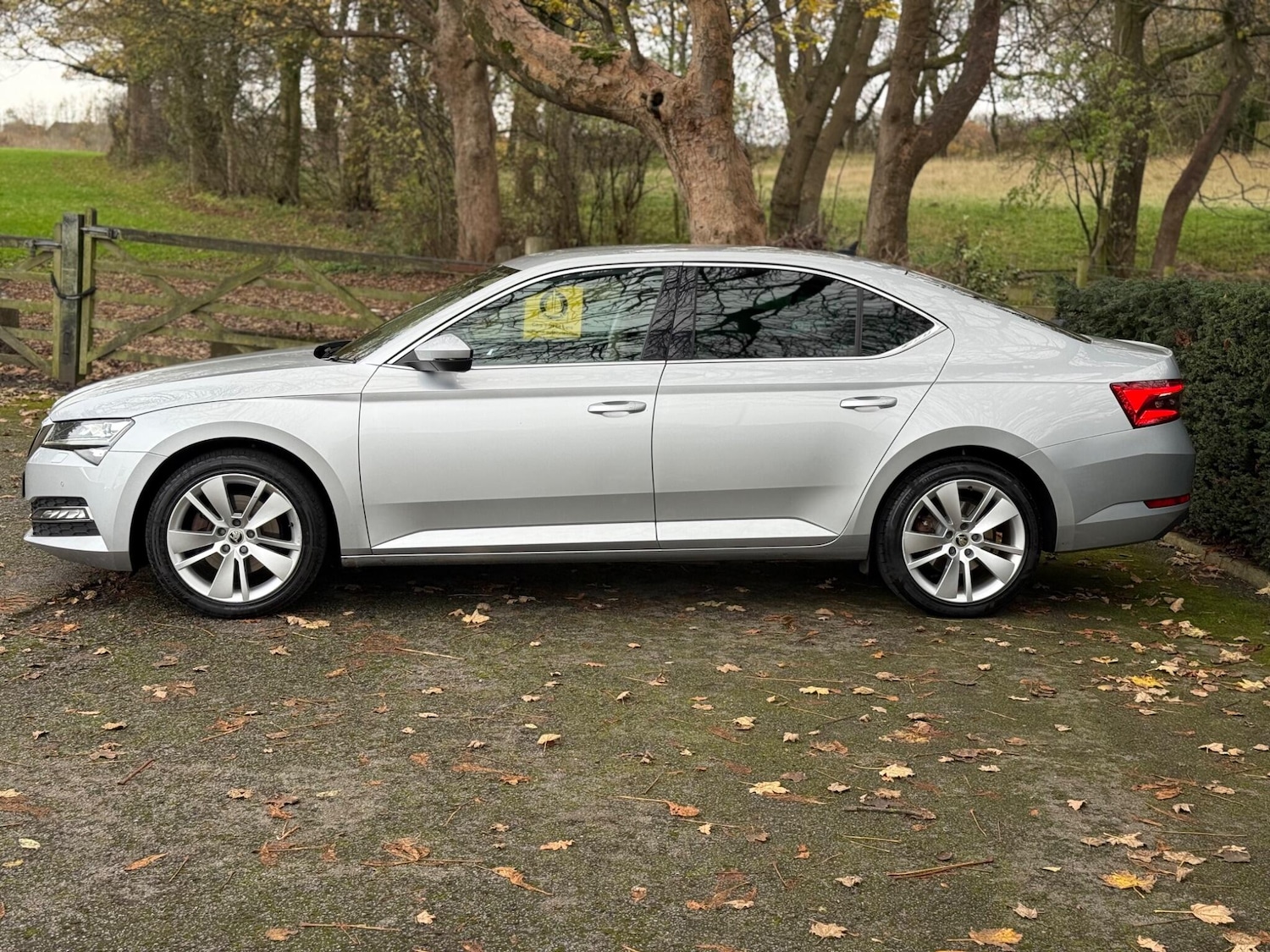 Used Skoda Superb 2021 for sale - 76992156: Photo 5