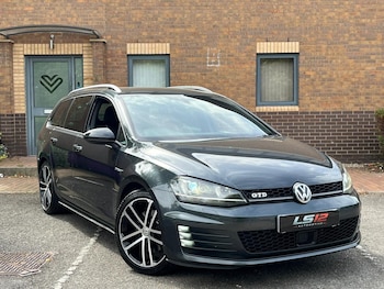 Used Volkswagen Golf 2015 for sale - 78965995: Photo