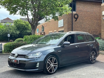 Used Volkswagen Golf 2015 for sale - 78965995: Photo