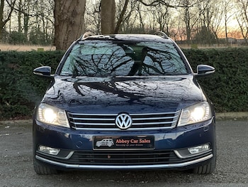 Used Volkswagen Passat 2014 for sale - 77067003: Photo