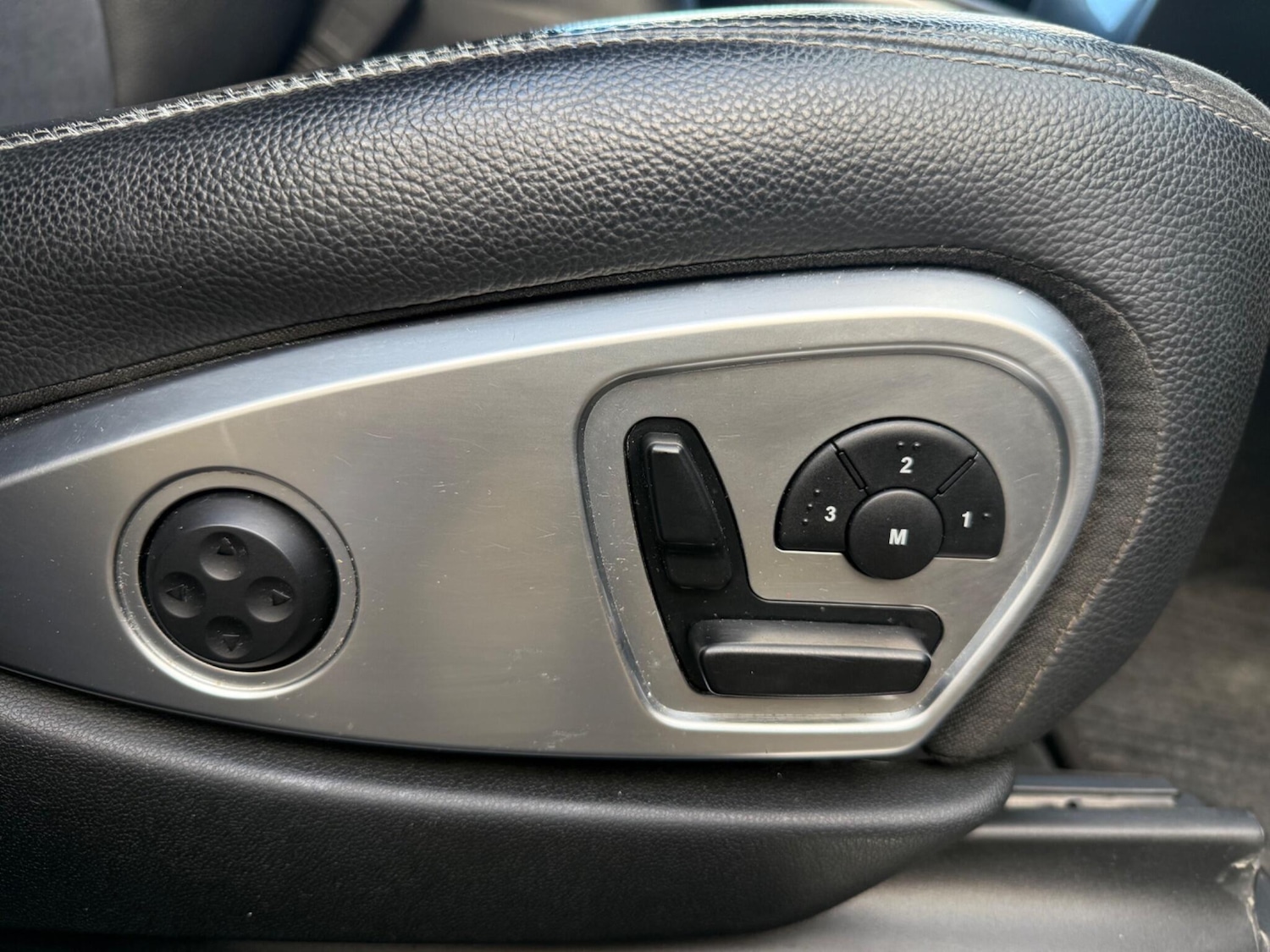 Used Mercedes-Benz M Class 2009 for sale - 76446455: Photo 21