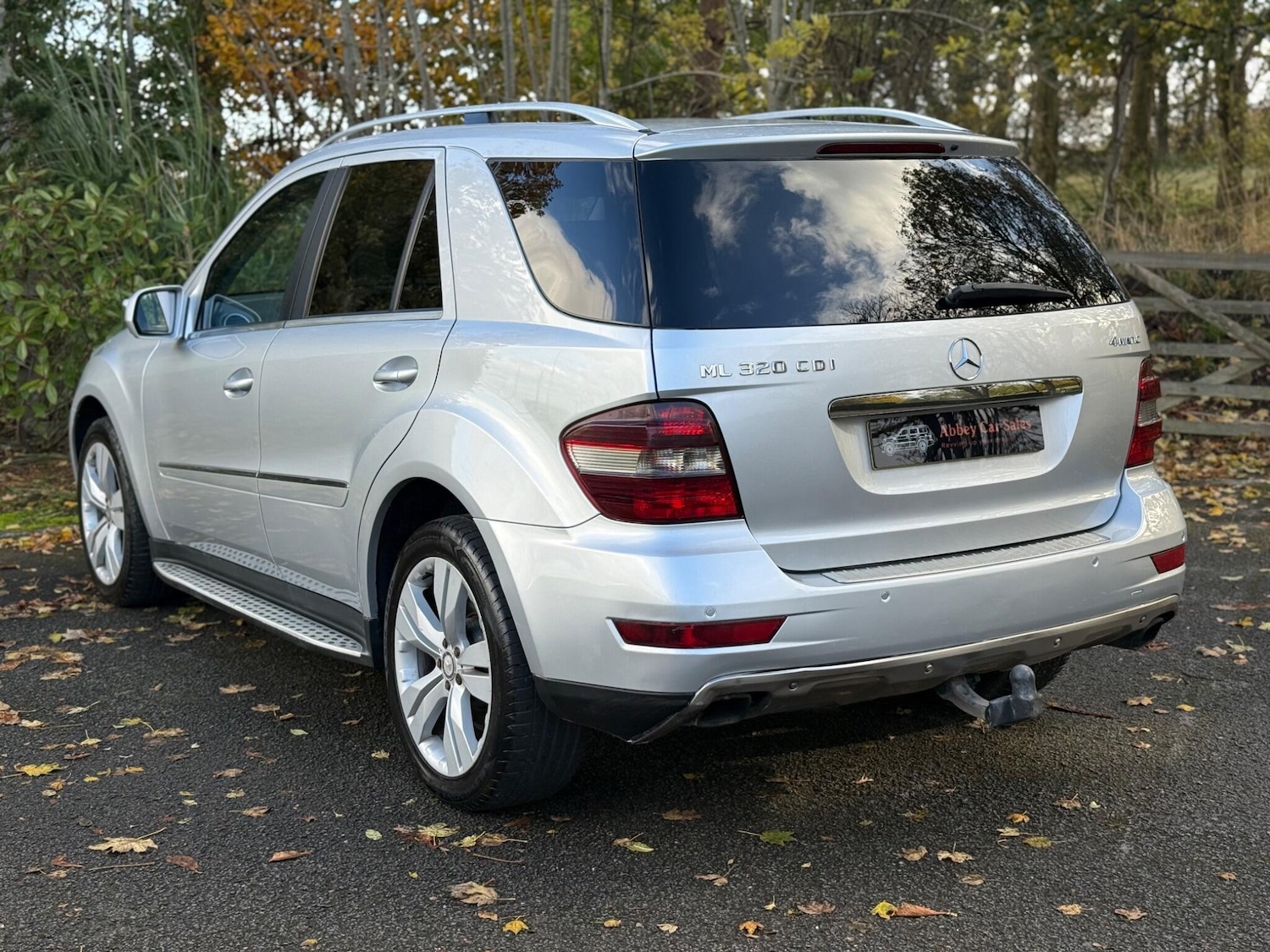 Used Mercedes-Benz M Class 2009 for sale - 76446455: Photo 4