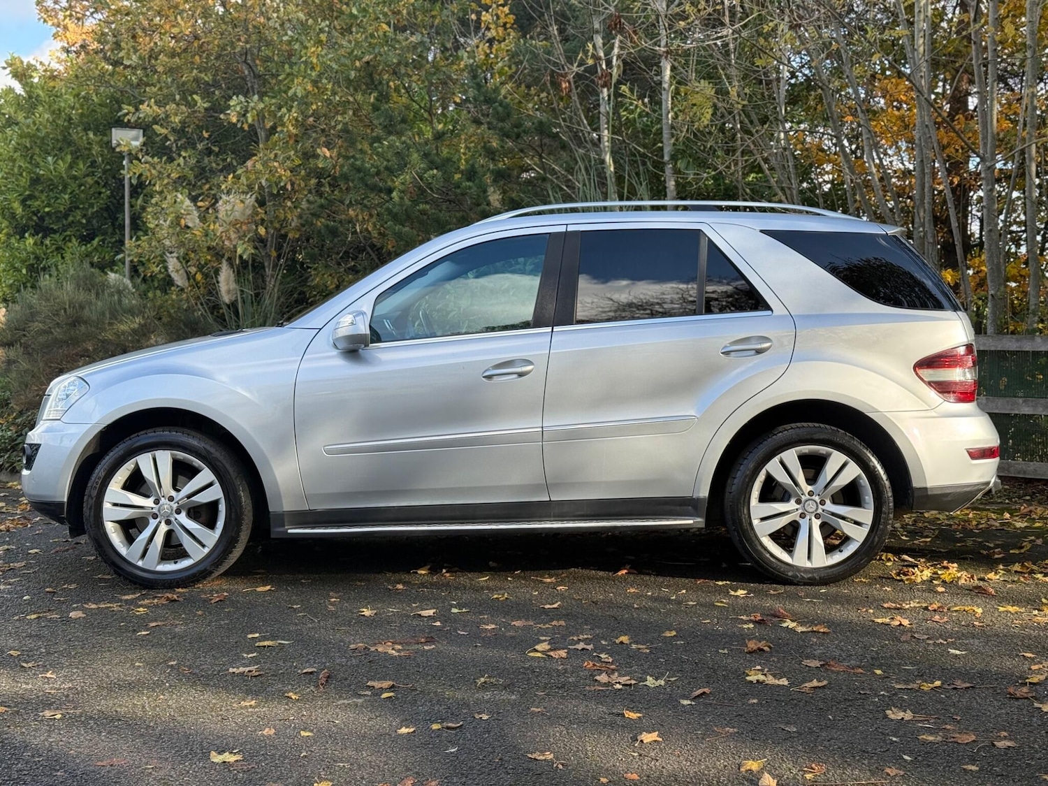 Used Mercedes-Benz M Class 2009 for sale - 76446455: Photo 6