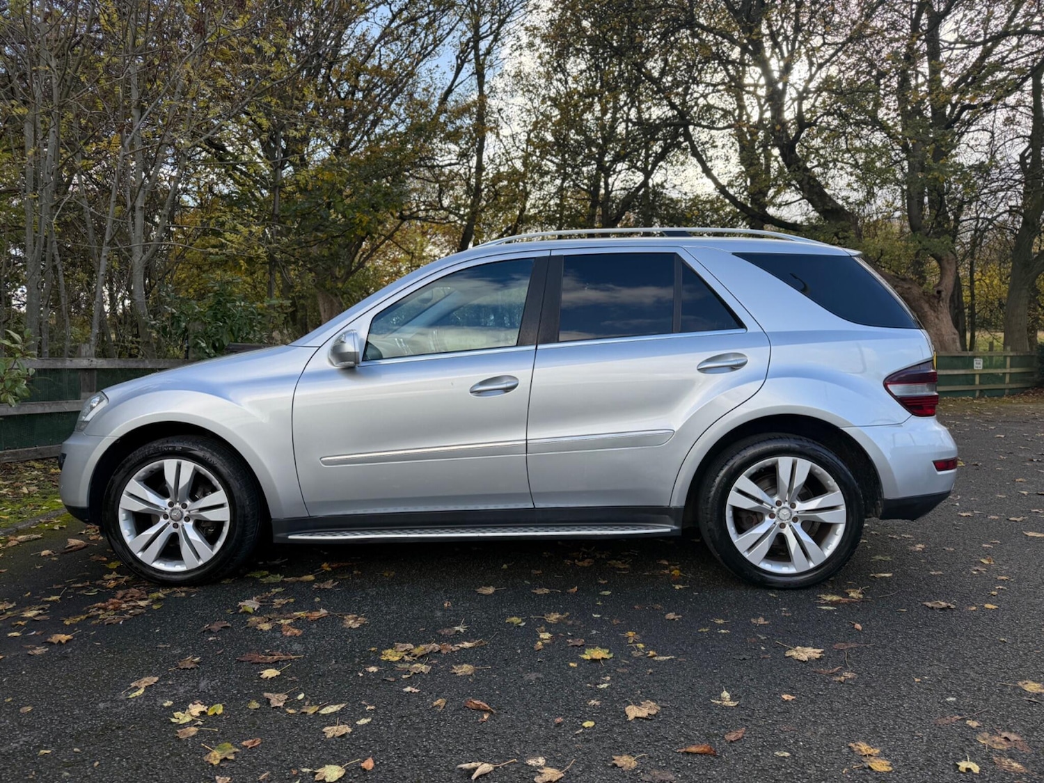 Used Mercedes-Benz M Class 2009 for sale - 76446455: Photo 7