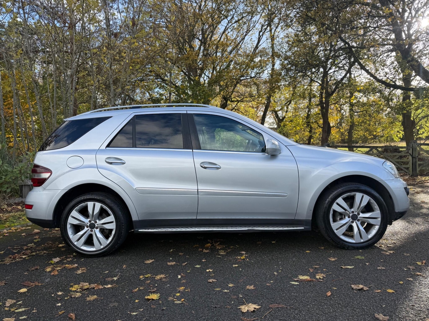 Used Mercedes-Benz M Class 2009 for sale - 76446455: Photo 9