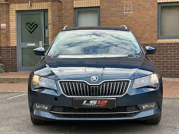 Used Skoda Superb 2016 for sale - 77799056: Photo