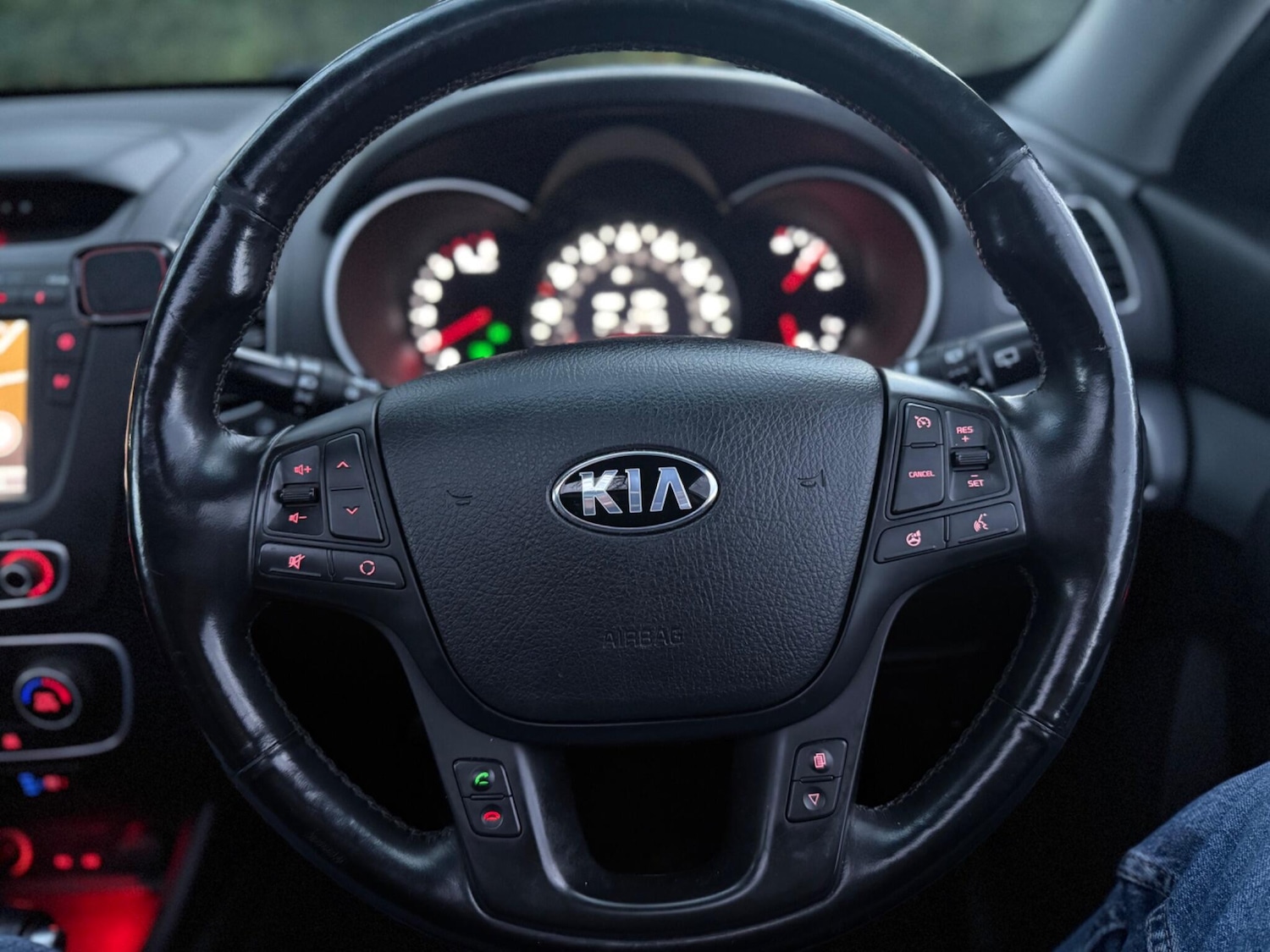 Used Kia Sorento 2013 for sale - 76942344: Photo 33