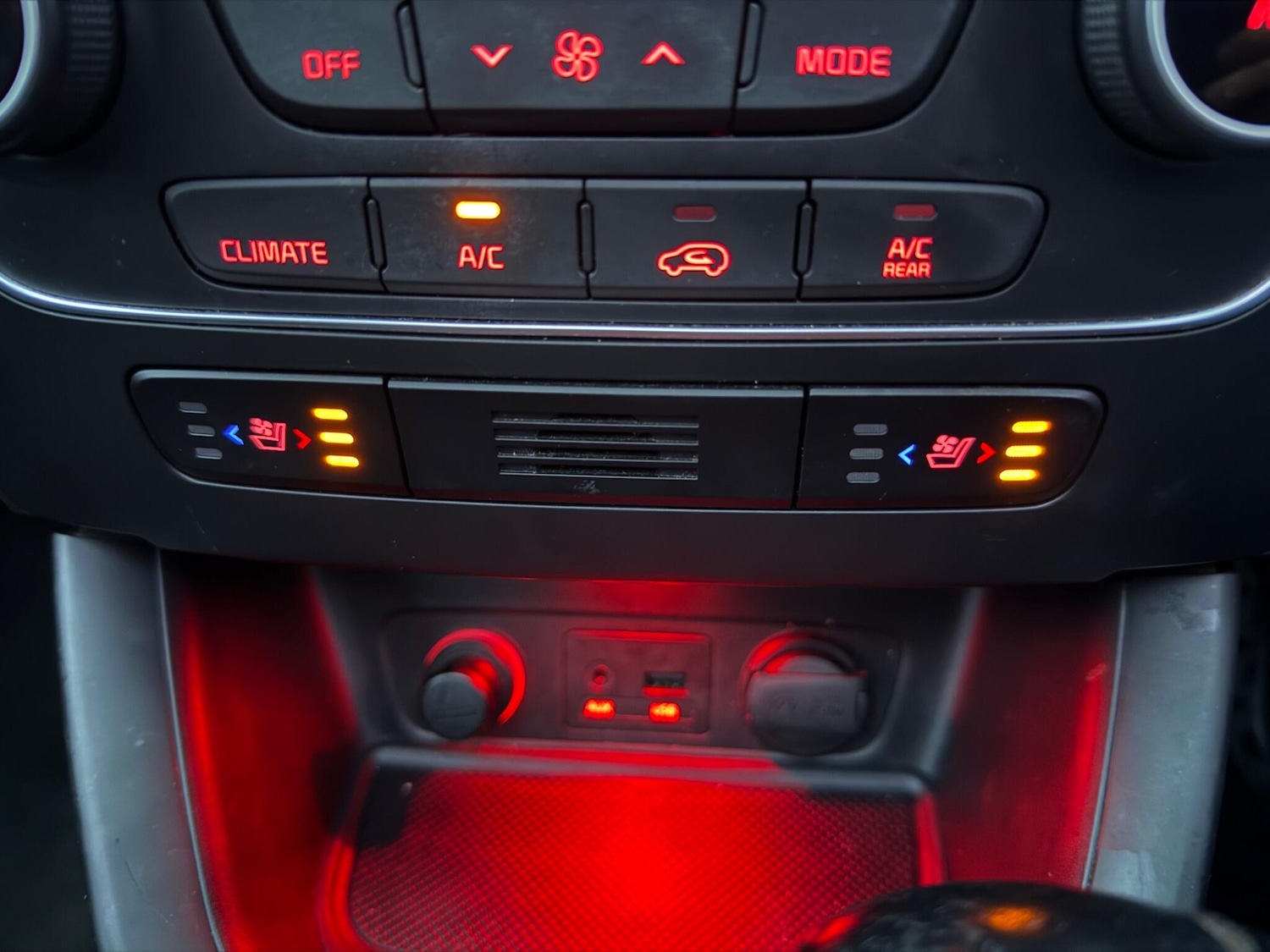 Used Kia Sorento 2013 for sale - 76942344: Photo 35