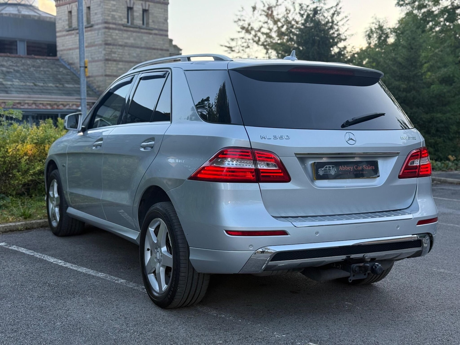 Used Mercedes-Benz M-Class 2012 for sale - 76099008: Photo 4
