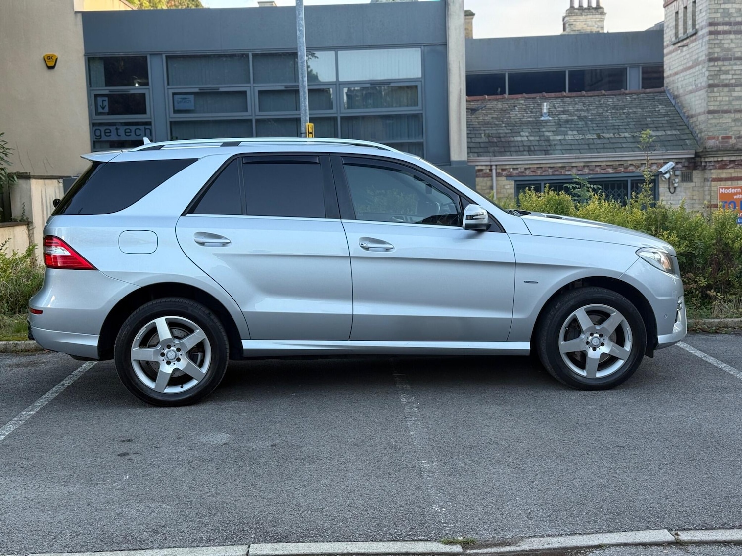 Used Mercedes-Benz M-Class 2012 for sale - 76099008: Photo 9