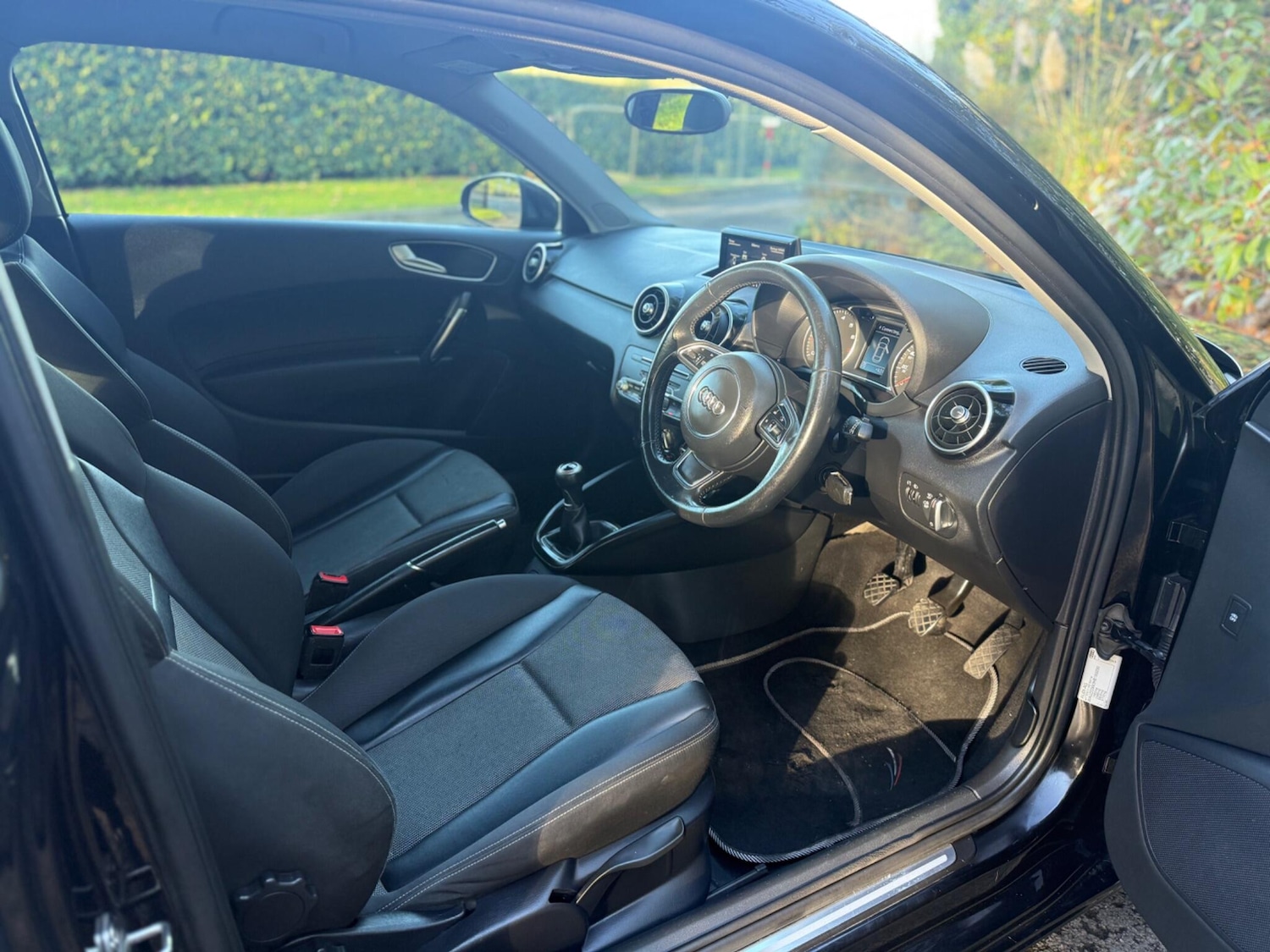 Used Audi A1 for sale - 76996858: Photo 15