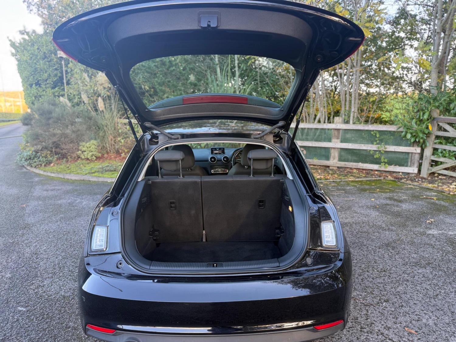 Used Audi A1 for sale - 76996858: Photo 26