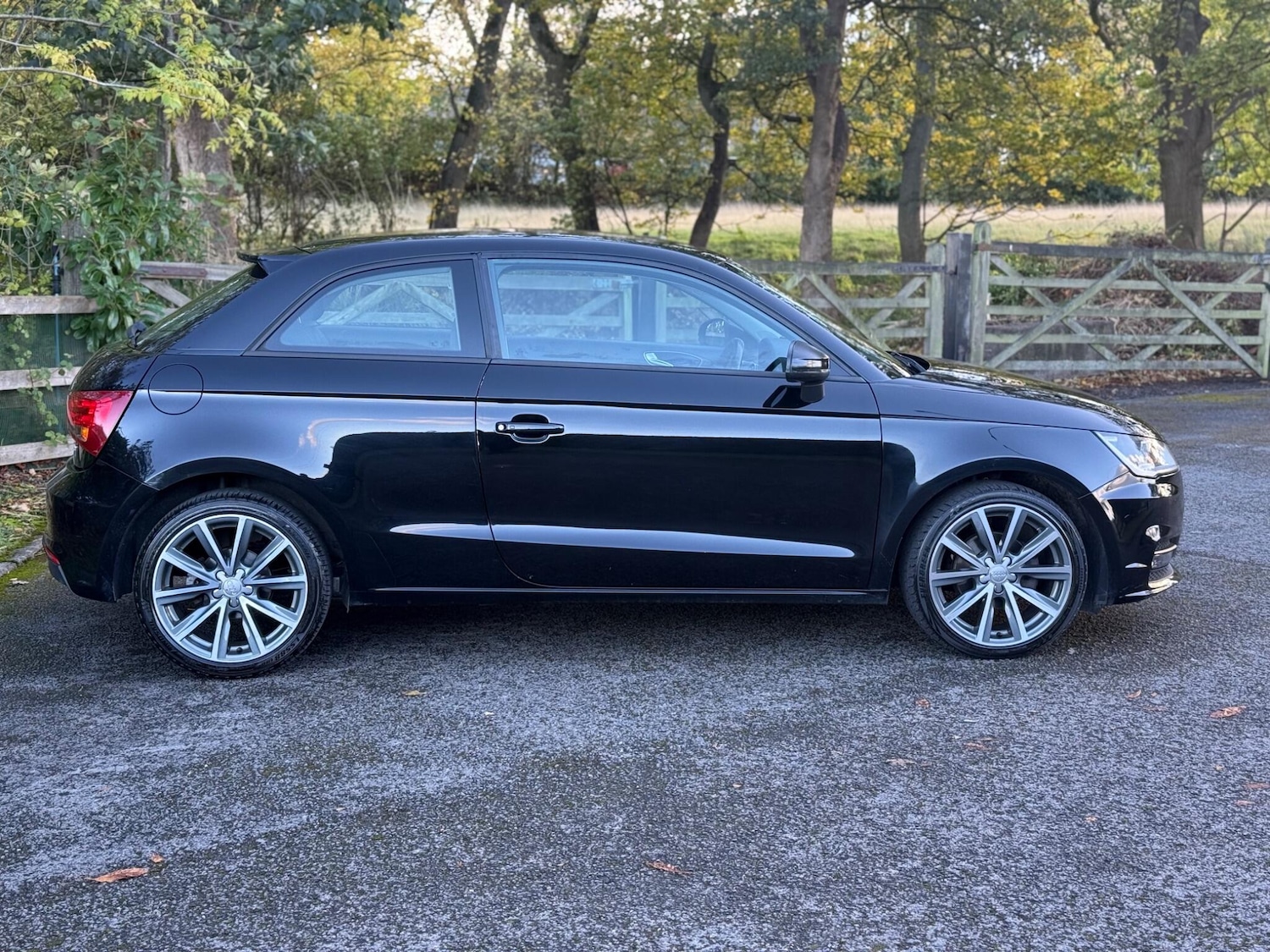 Used Audi A1 for sale - 76996858: Photo 9