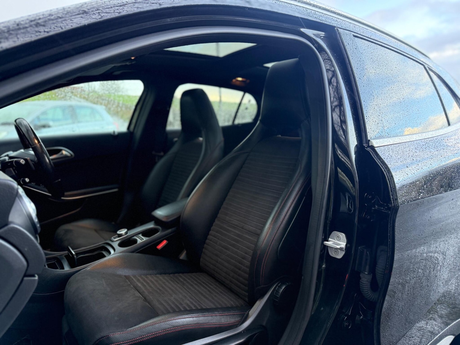 Used Mercedes-Benz GLA 2014 for sale - 76671673: Photo 31