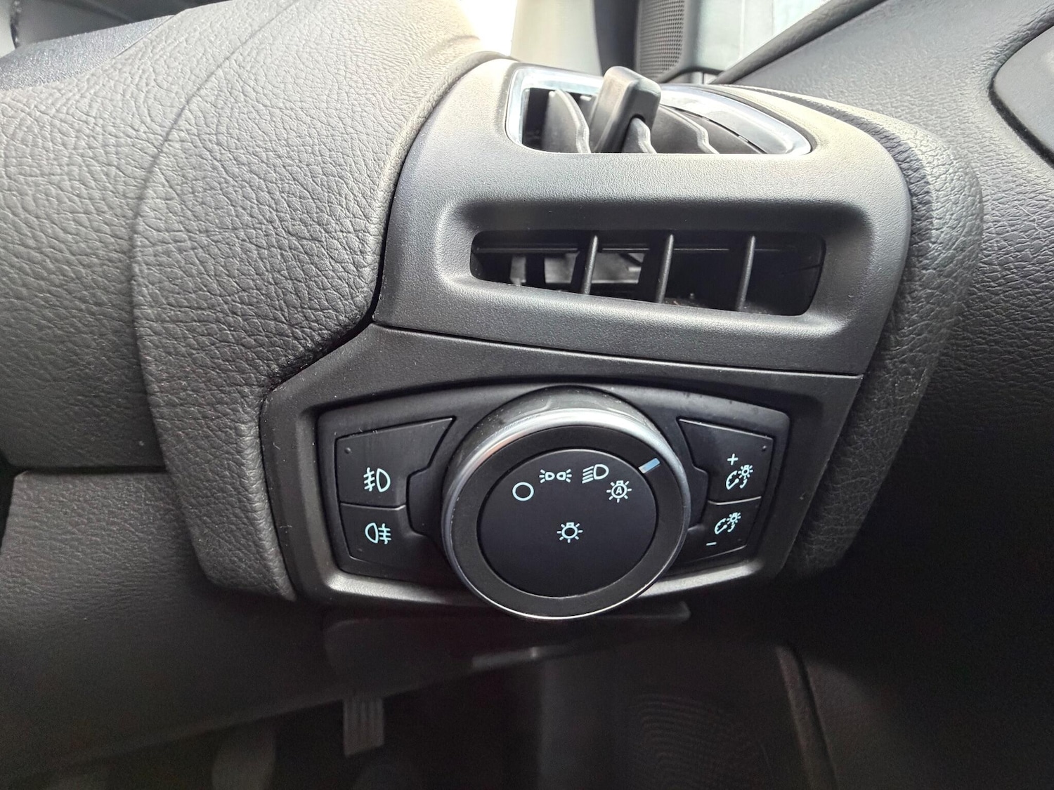 Used Ford Focus for sale - 78135936: Photo 22