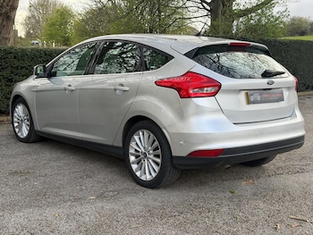 Used Ford Focus 2015 for sale - 78135936: Photo