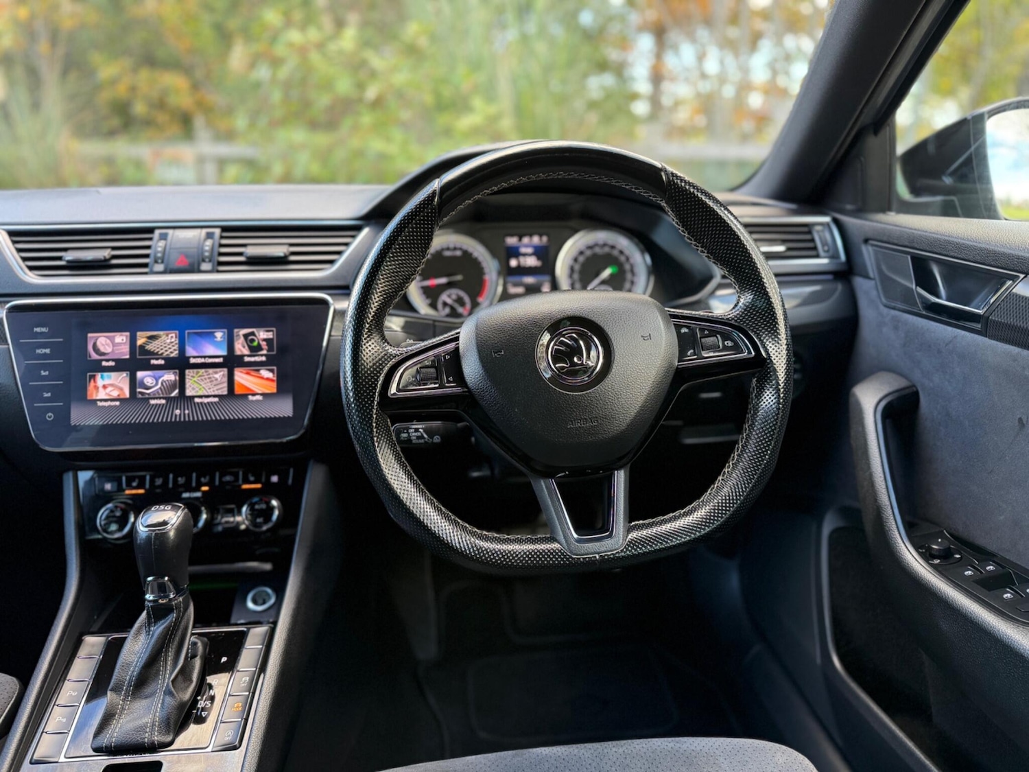 Used Skoda Superb 2017 for sale - 76671482: Photo 32