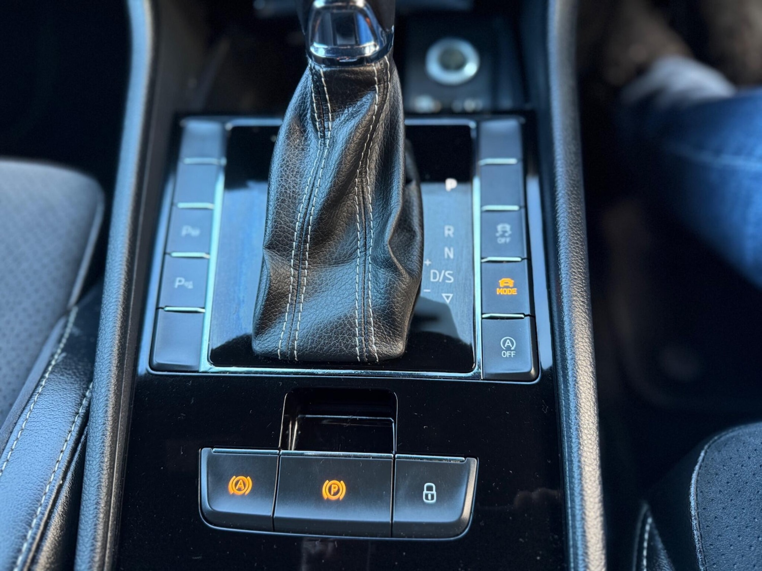 Used Skoda Superb 2017 for sale - 76671482: Photo 37