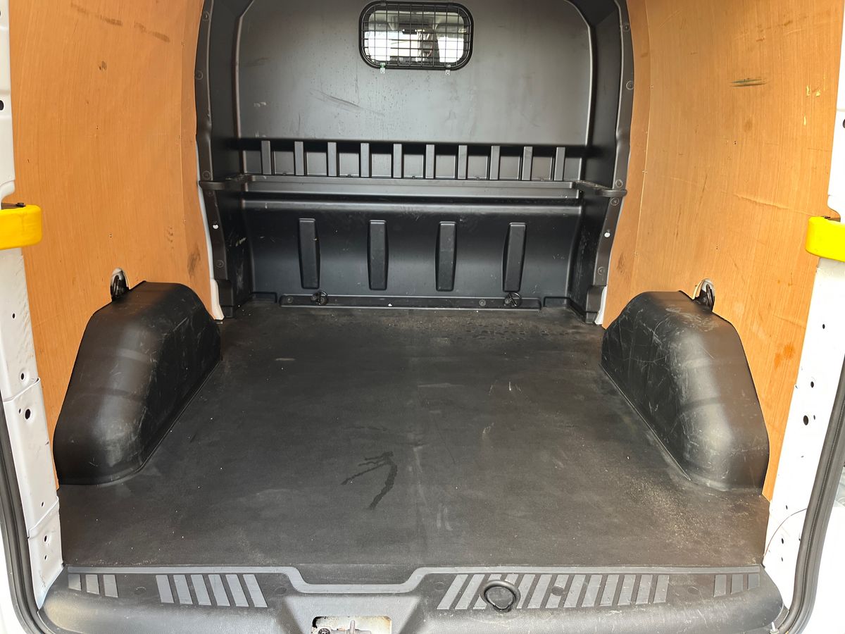 Used Ford Transit Custom 2022 for sale - 76748852: Photo 18