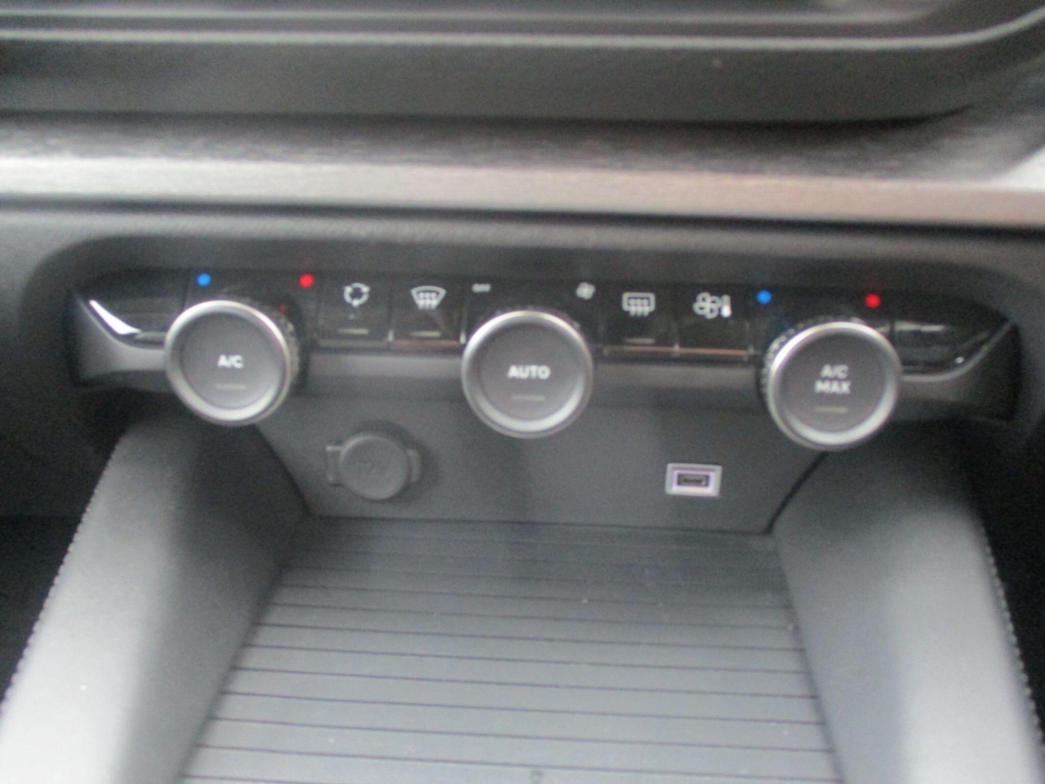 Used Citroen C5 X 2023 for sale - 77993999: Photo 30