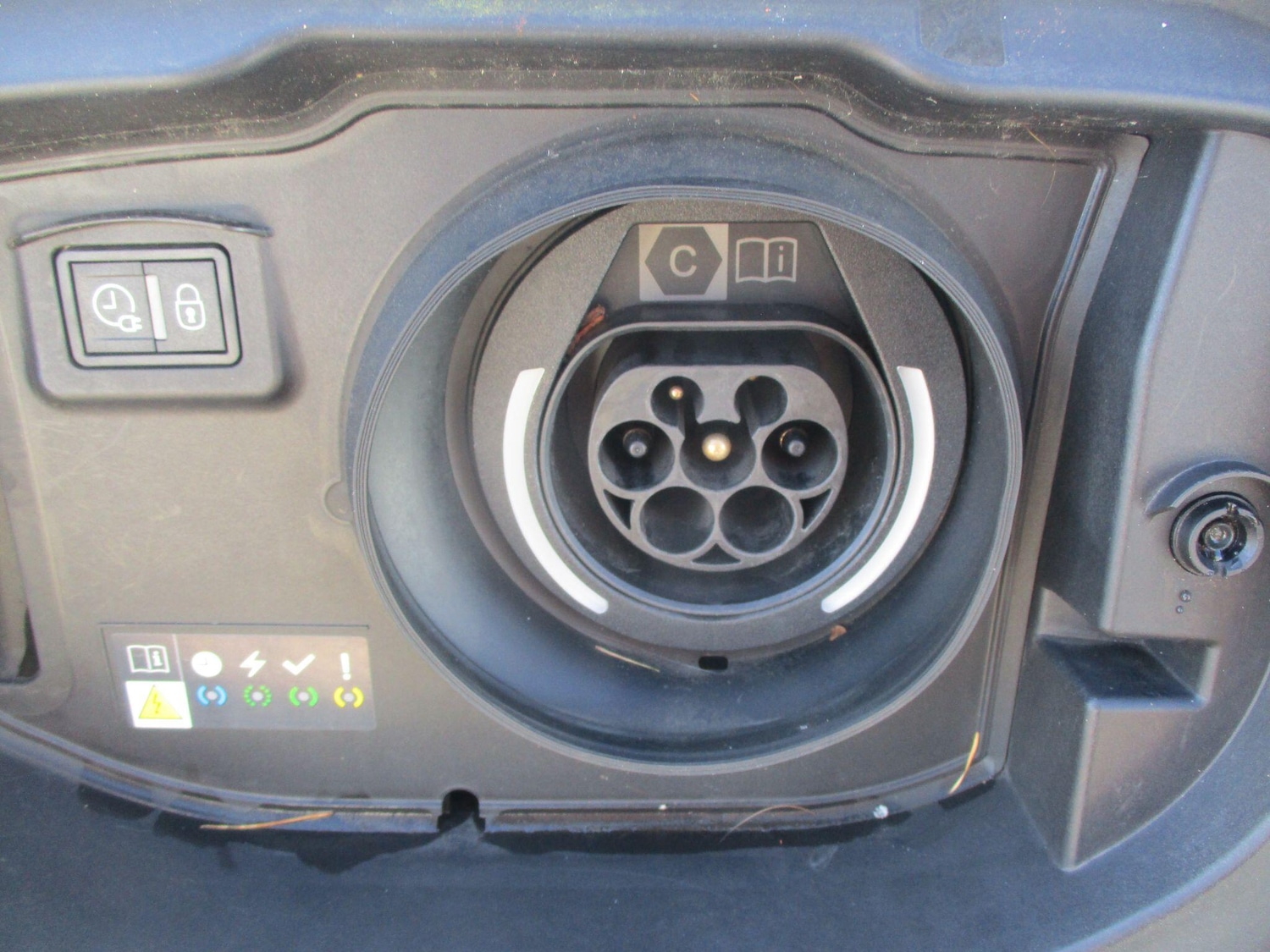 Used Citroen C5 X 2023 for sale - 76457003: Photo 29