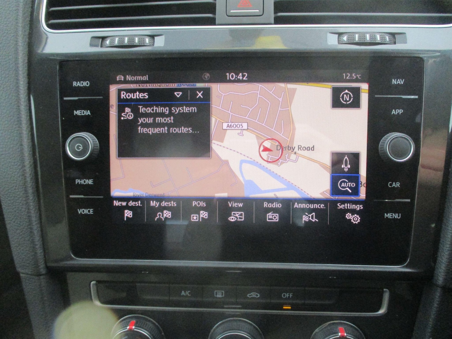 Used Volkswagen Golf 2018 for sale - 76657280: Photo 21