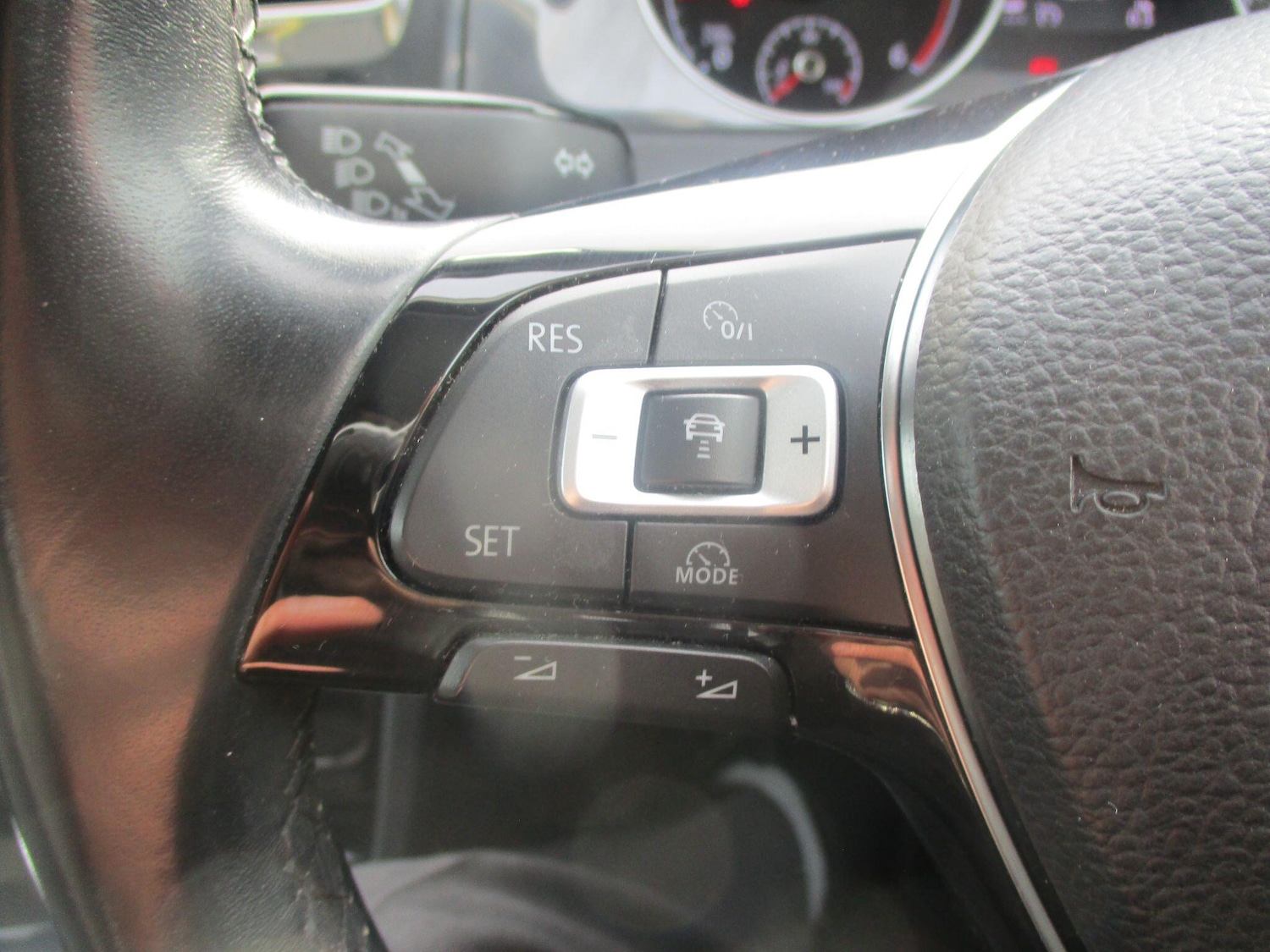 Used Volkswagen Golf 2018 for sale - 76657280: Photo 26