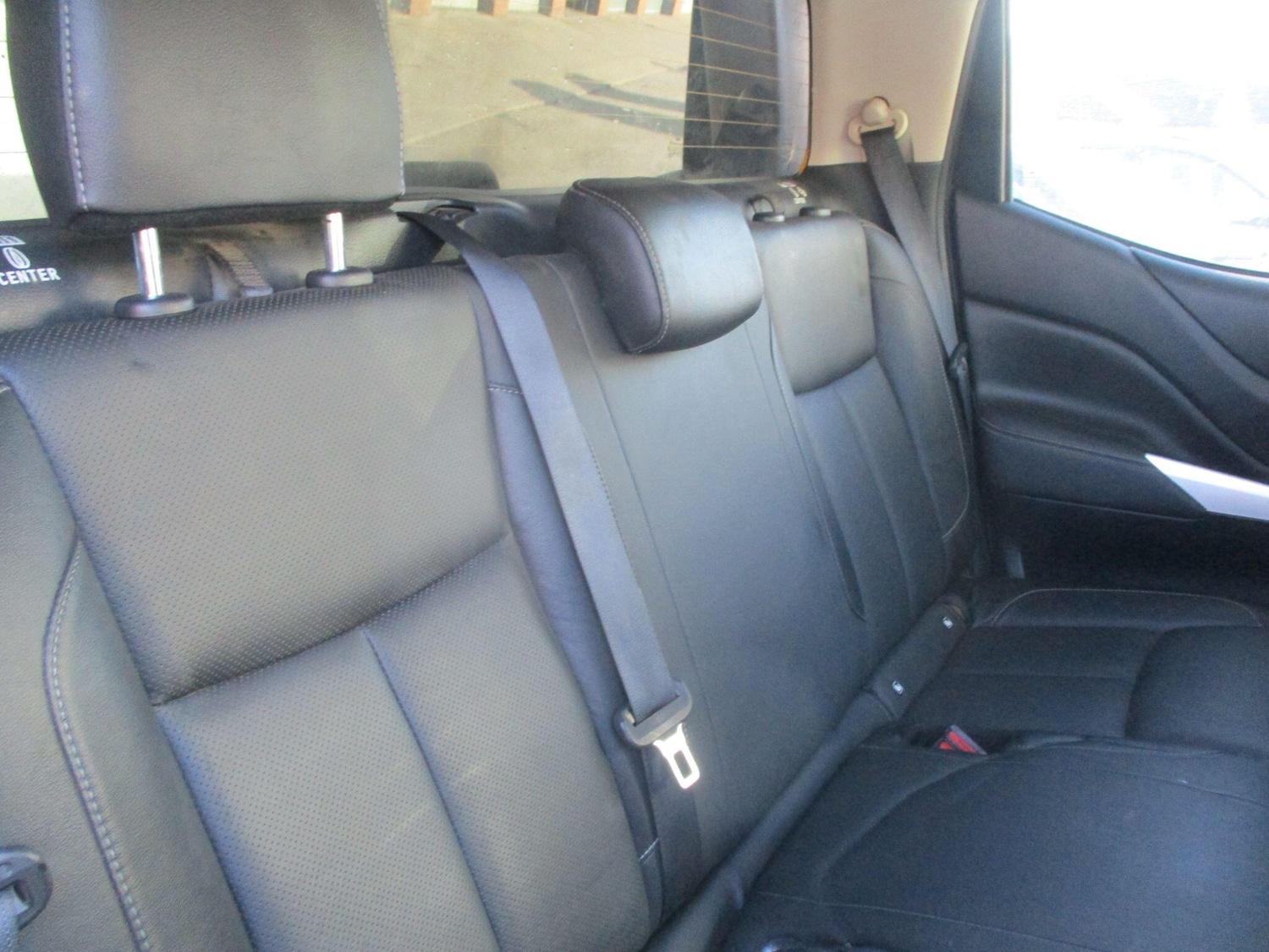 Used Nissan Navara 2018 for sale - 76457469: Photo 11