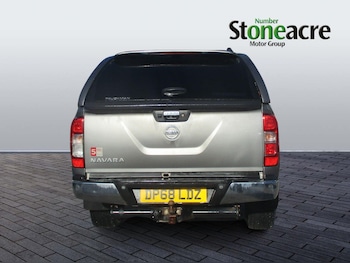 Used Nissan Navara 2018 for sale - 76457469: Photo