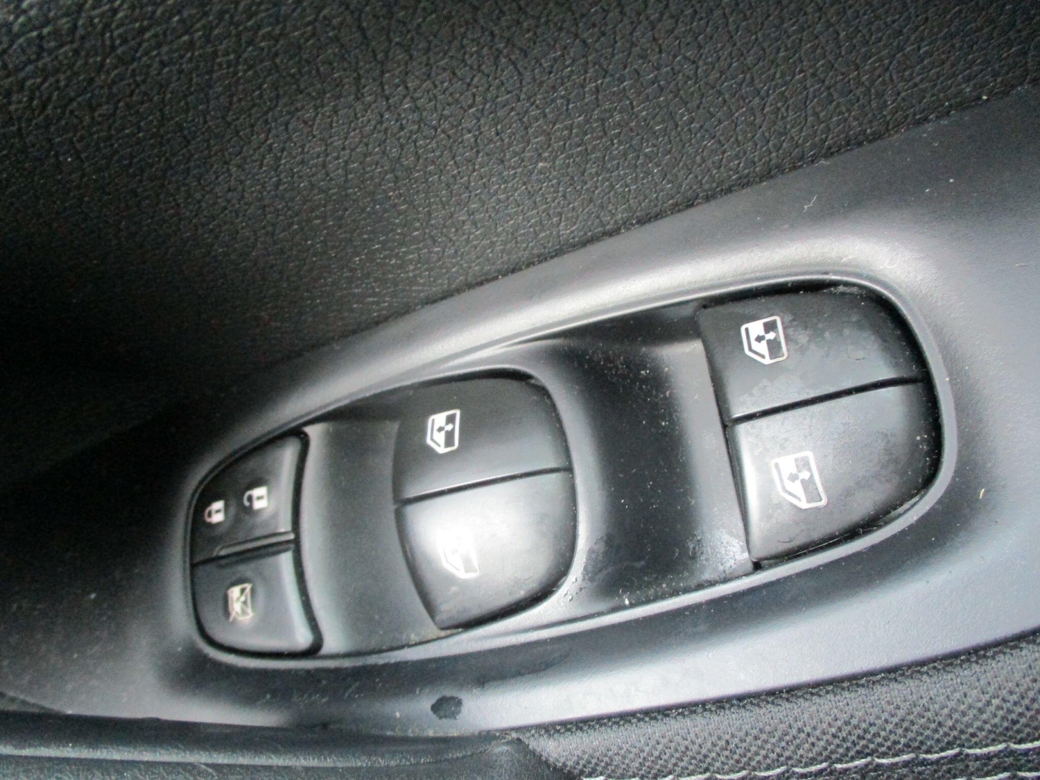 Used Nissan Qashqai 2018 for sale - 77066921: Photo 25