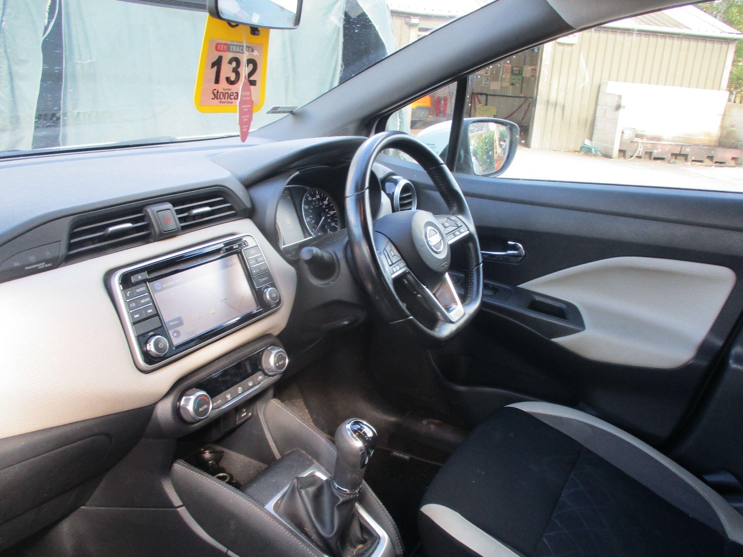 Used Nissan Micra 2018 for sale - 76152631: Photo 15