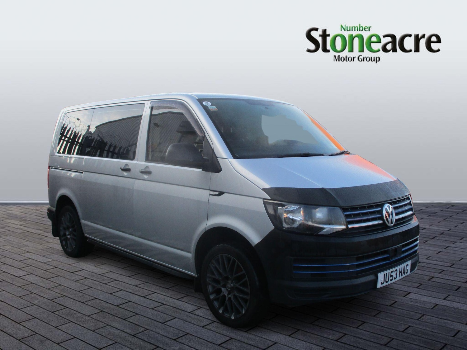 Used Volkswagen Transporter Shuttle 2018 for sale - 77410996: Photo 1