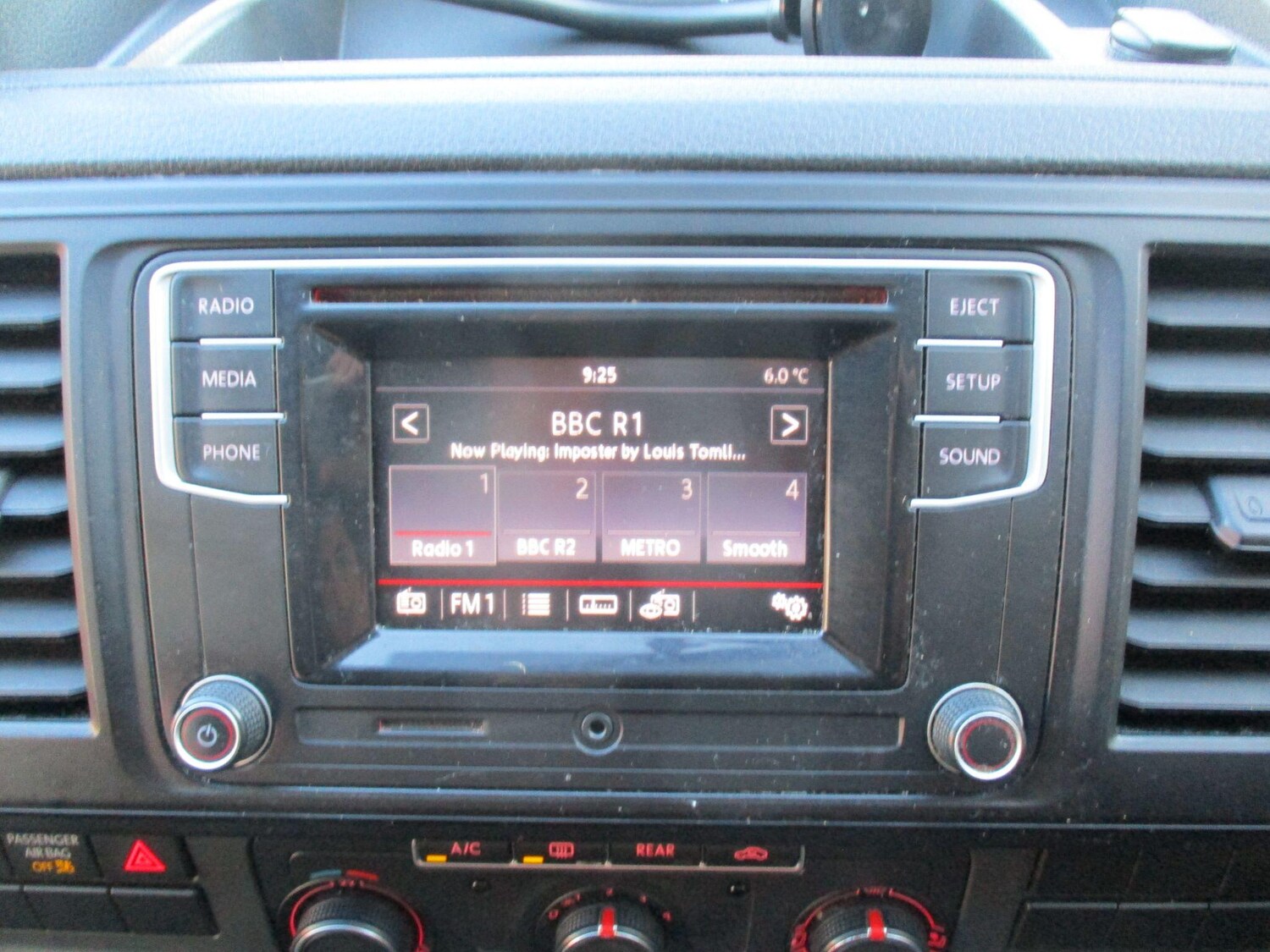 Used Volkswagen Transporter Shuttle 2018 for sale - 77410996: Photo 17