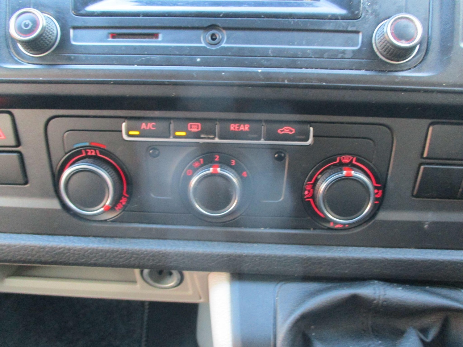 Used Volkswagen Transporter Shuttle 2018 for sale - 77410996: Photo 18