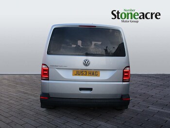 Used Volkswagen Transporter Shuttle 2018 for sale - 77410996: Photo