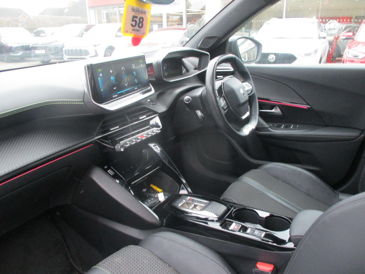 Used Peugeot 2008 2022 for sale - 77704829: Photo 13